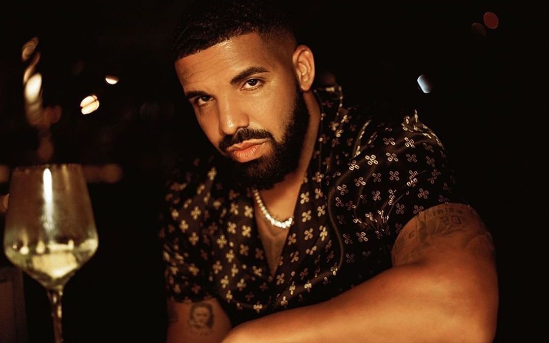 Drake supera 50 billones de streams en Spotify