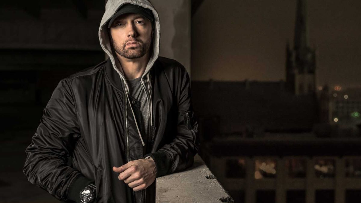 Eminem cataloga a Tupac como: «el mejor compositor de todos los tiempos»