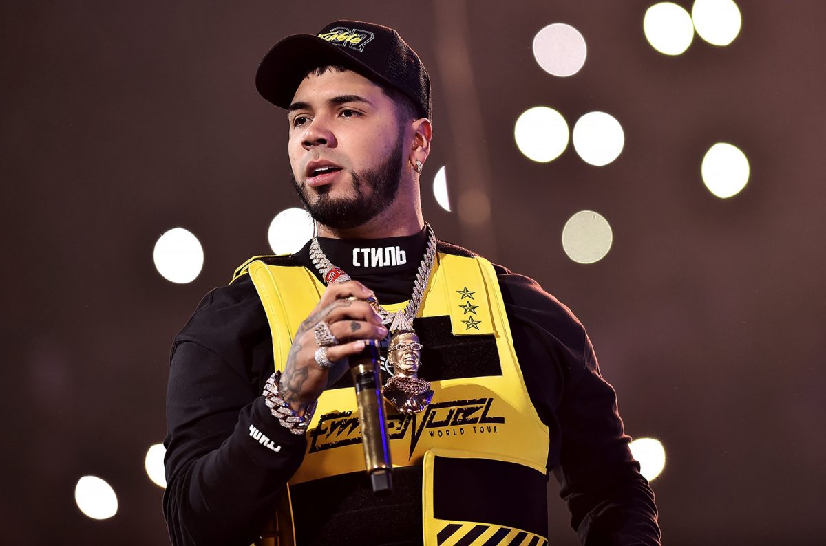 Anuel AA debuta 1 en Billboard con su disco 'Las Leyendas Nunca Mueren